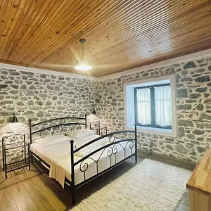  Villa Bujtina Cakuli, - Erseke Albanie